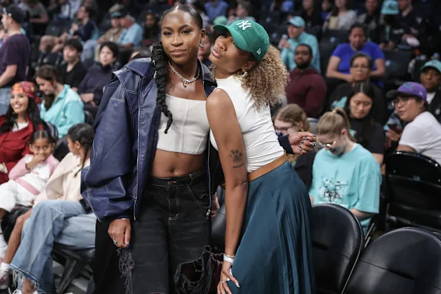Angel Reese sends a message to Coco Gauff after the tennis star’s emotional video