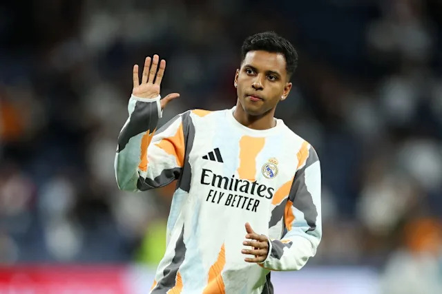 Real Madrid’s forward has inked contracts with Premier League club.