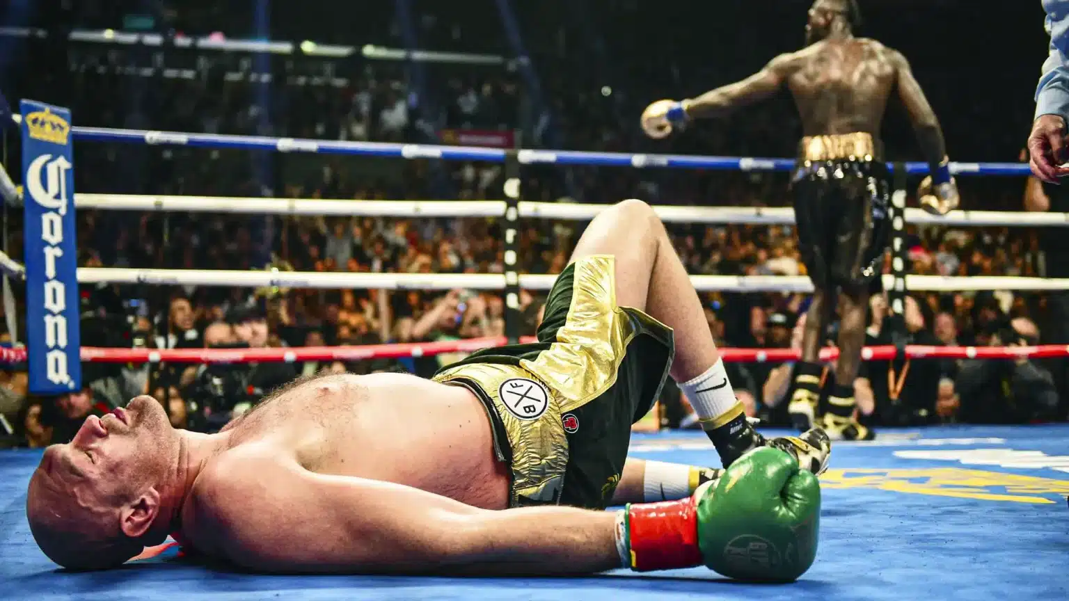 Master of his Craft’ Donald McRae rings the Last Bell in style
